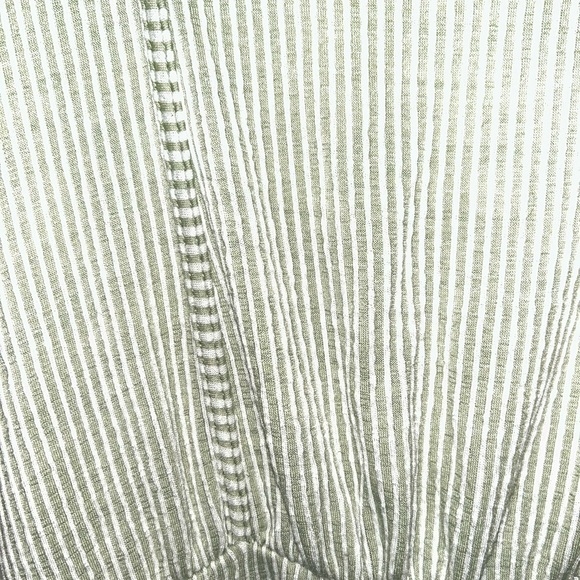 Medium / Green&White Pinstripe / Hugh-low Dress - Picture 2 of 2